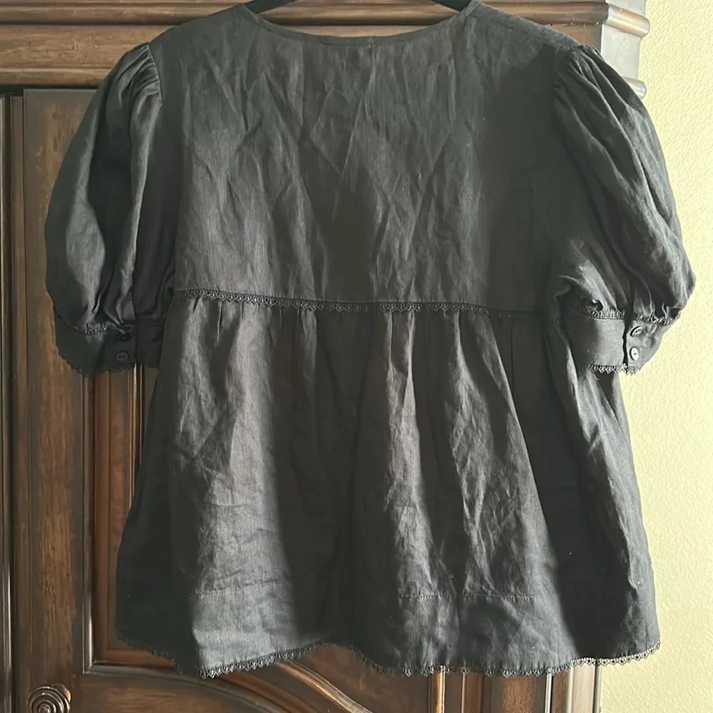 Tuckernuck After Hours Indra Linen Puff Sleeve Blouse in Black Size M - Picture 7 of 8